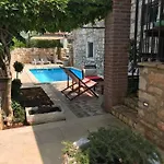 Prices Nini With Private Pool, Barbecue,bike, Fireplace, And Much וילה