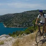 וילה Prices Nini With Private Pool, Barbecue,bike, Fireplace, And Much