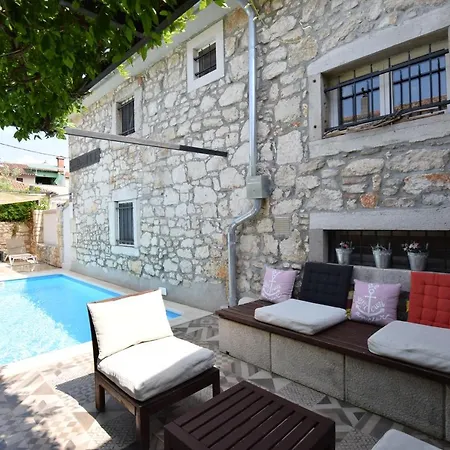 Prices Nini With Private Pool, Barbecue,bike, Fireplace, And Much וילה
