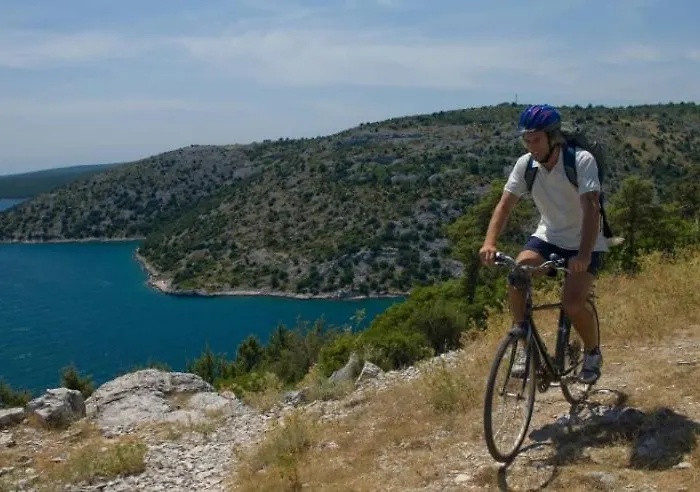 Вилла Prices Nini With Private Pool, Barbecue,bike, Fireplace, And Much